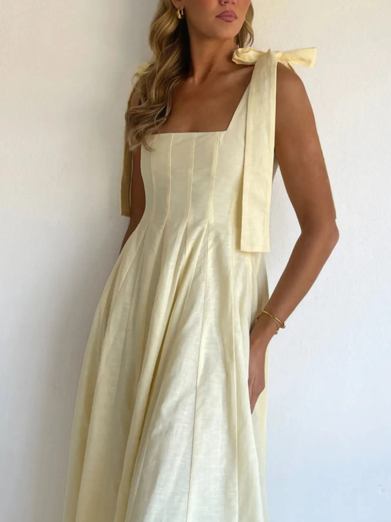 Gradient Tie Shoulder Maxi Dress 27