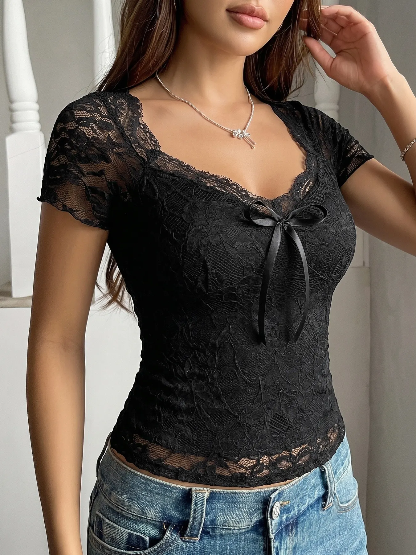 Lace Bowknot Slim Fit Top 4