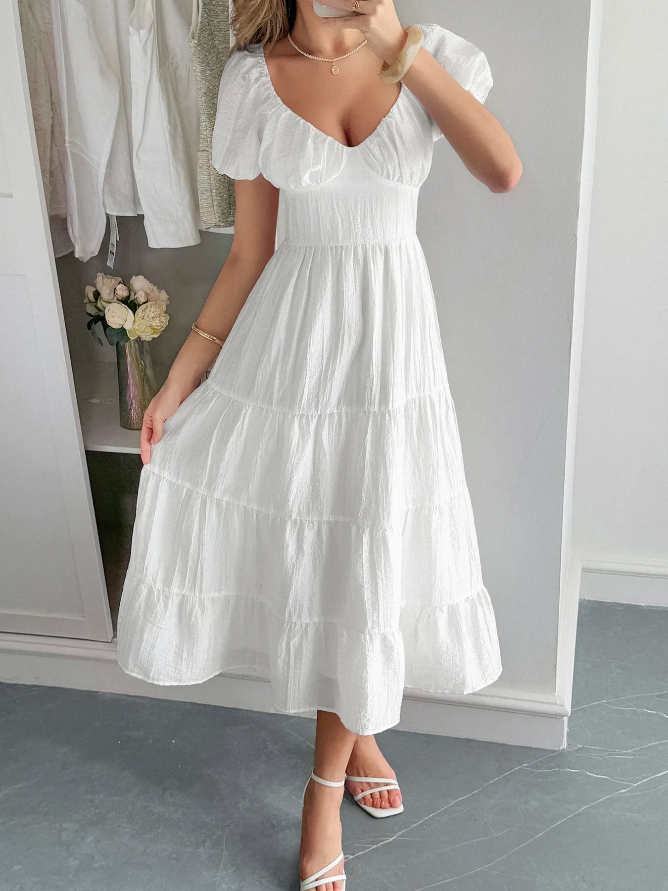 V-Neck Short Sleeve Midi Dress 2