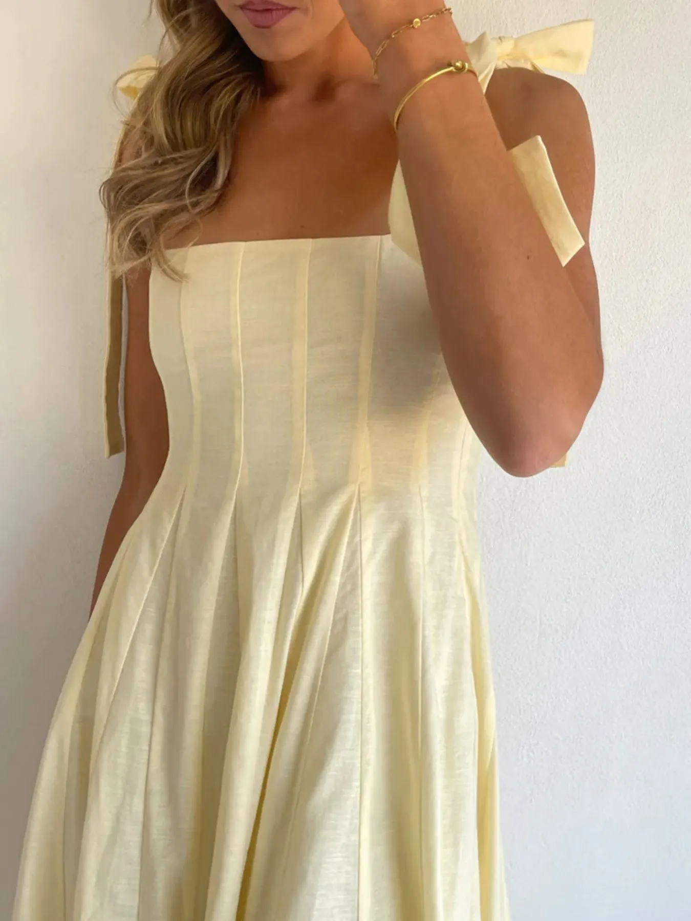 Gradient Tie Shoulder Maxi Dress 33