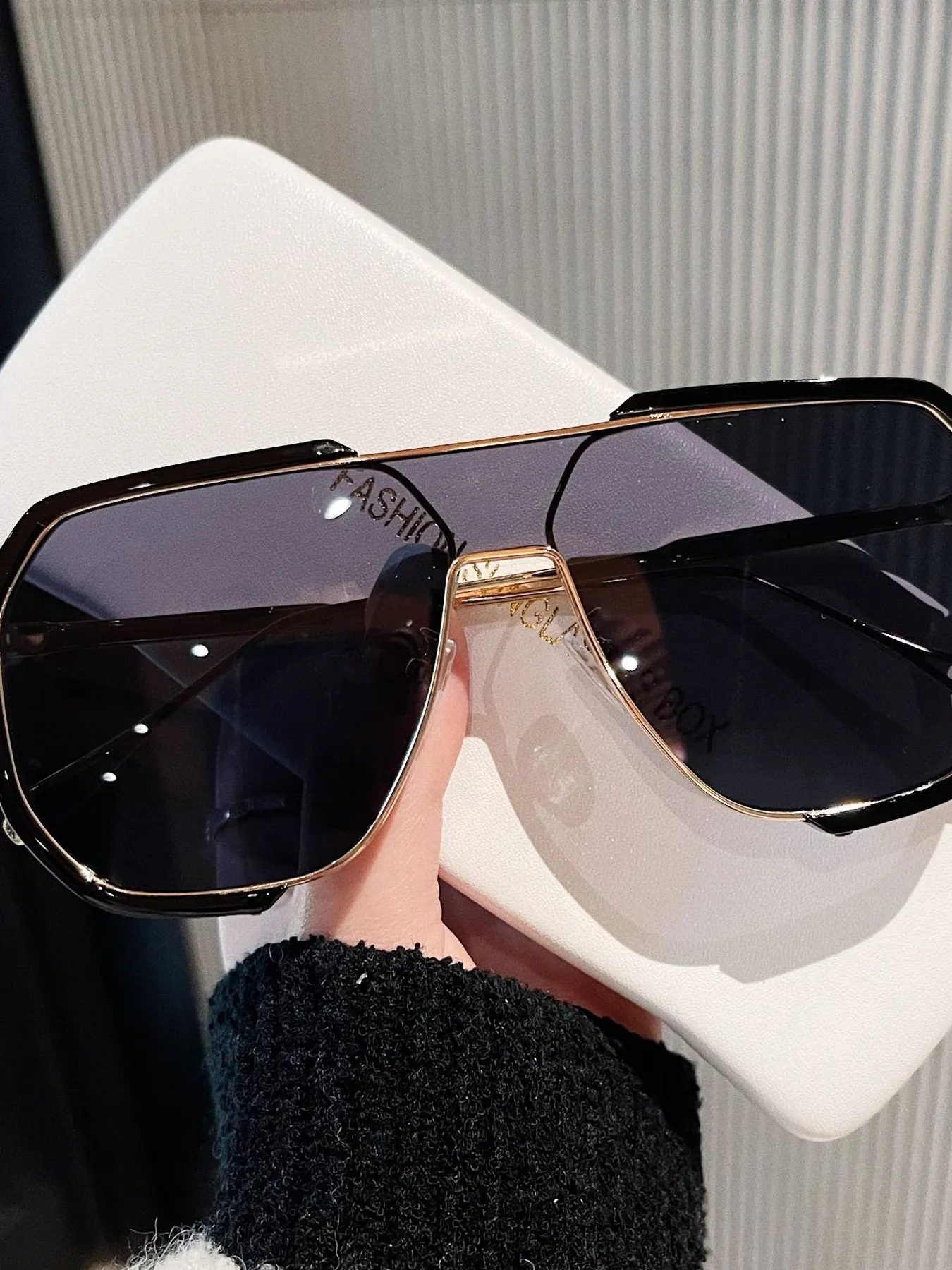 UV Protection Oversized Sunglasses 4