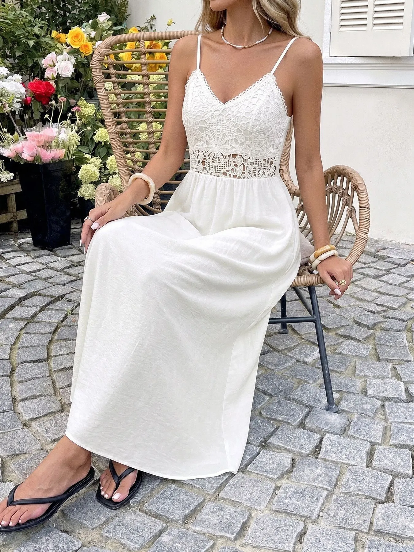 Lace V-Neck Flowy Maxi Dress 3