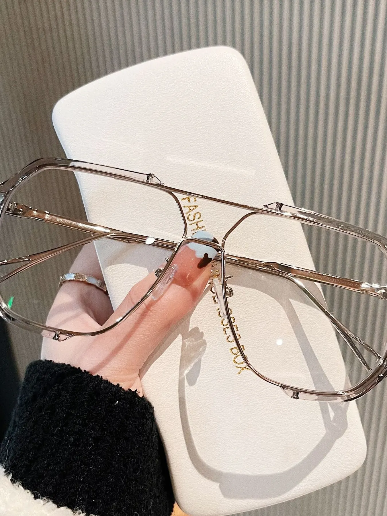 UV Protection Oversized Sunglasses 7